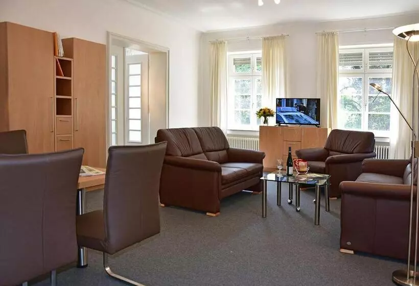 ホテル Robert Schuman Haus