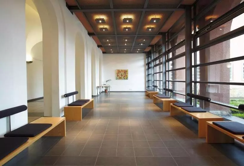 ホテル Robert Schuman Haus