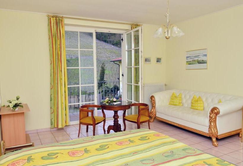 Weingut Und Hotel Haus Am Drachenloch