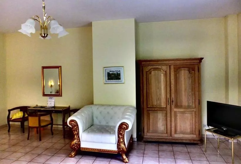 Weingut Und Hotel Haus Am Drachenloch