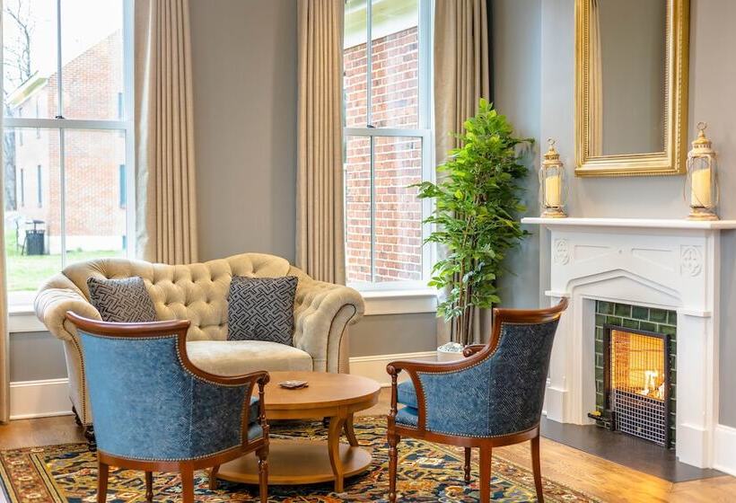 호스텔 The Inn At Foster Falls