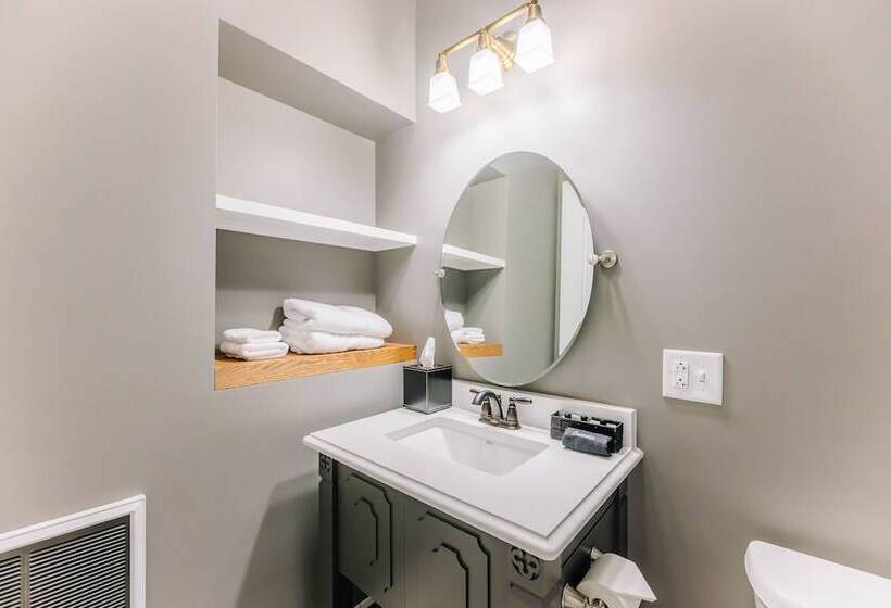 호스텔 The Inn At Foster Falls