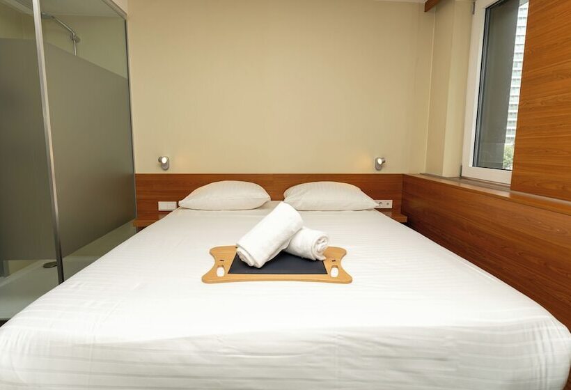 בית מלון כפרי Düsseldorfer Hof