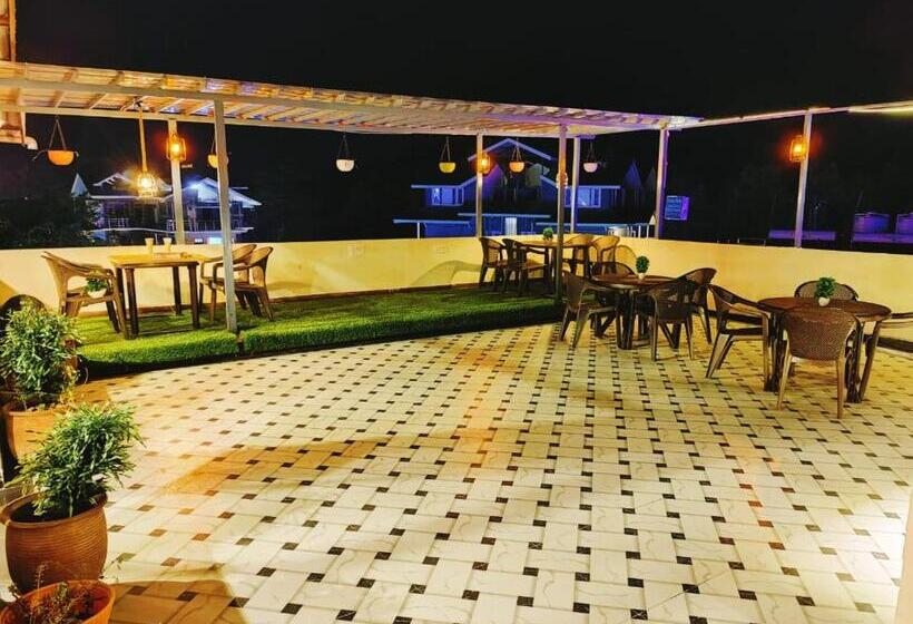 هتل Narayana Guest House