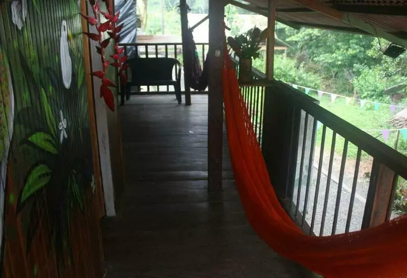 ペンション Posada Kevelin