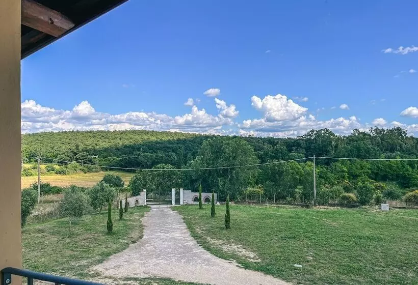 Majatalo Villa Tuscia Apartments