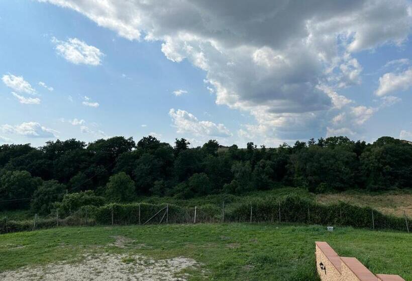 بنسيون Villa Tuscia Apartments