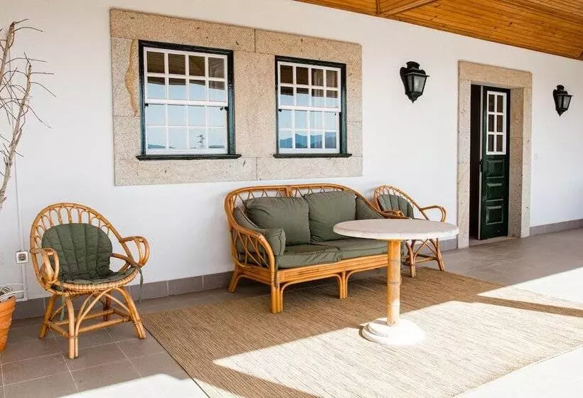 تختخواب و صبحانه Quinta Do Convento De Val´ Pereiras