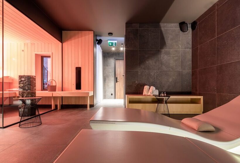 One Two Four   Hotel & Spa