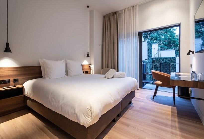 One Two Four   Hotel & Spa