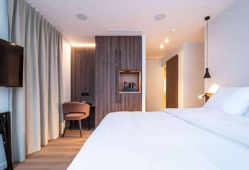 One Two Four   Hotel & Spa