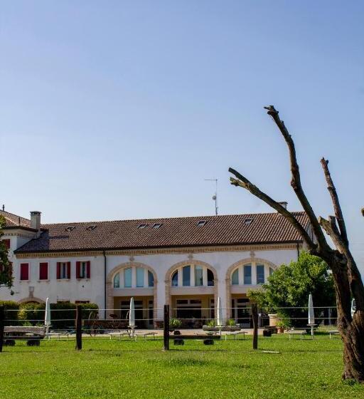 مبيت وإفطار Ranch Borgo Bella Vita