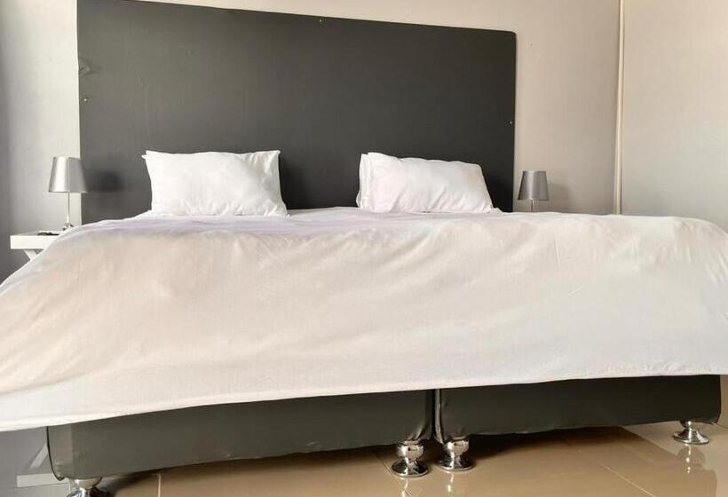 ホテル Tony Hill Manor House