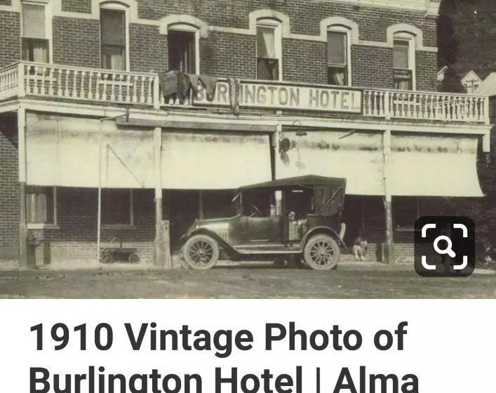 Retkeilymaja The Burlington Hotel & Bar   Alma Wi