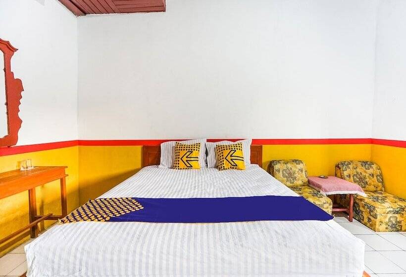 Отель Oyo 90194 Wisma Ria