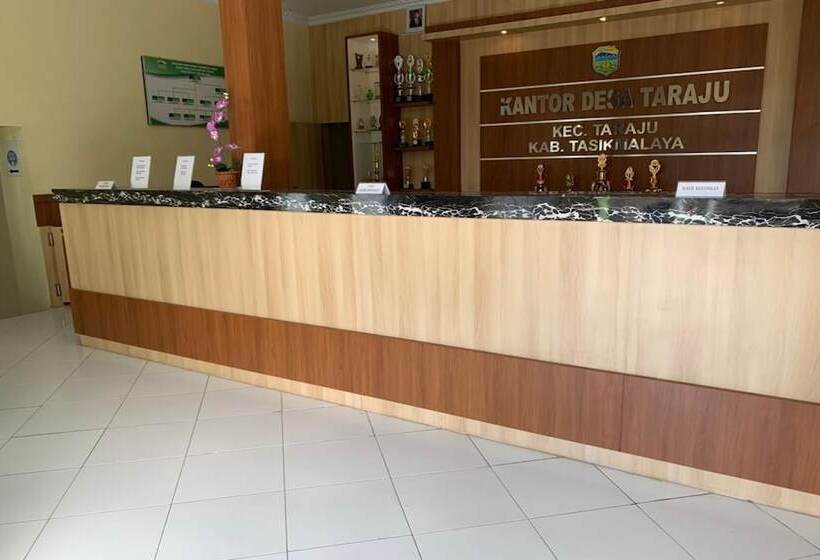 בית מלון כפרי Oyo Home 91250 Desa Wisata Taraju