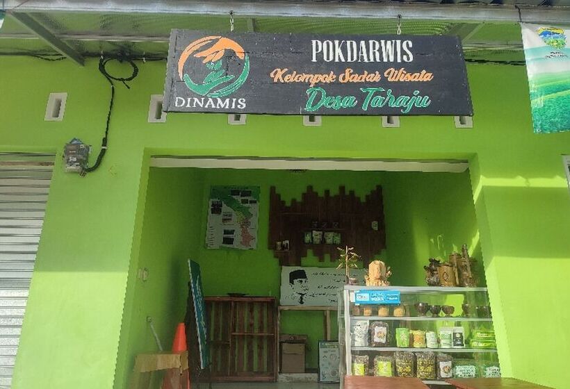 בית מלון כפרי Oyo Home 91250 Desa Wisata Taraju