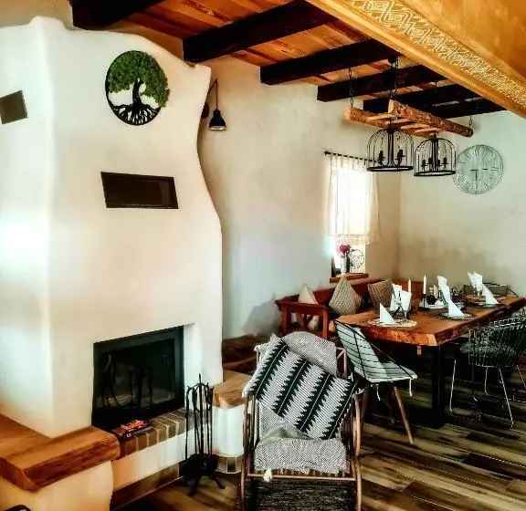 Majatalo Cuibul Braneanului