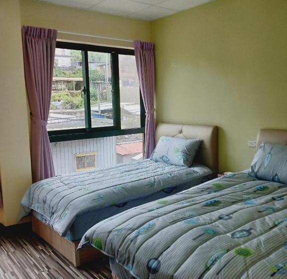 تختخواب و صبحانه 崗好山莊