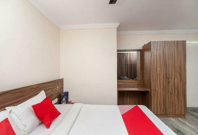 Flagship Hotel Raj Meridian