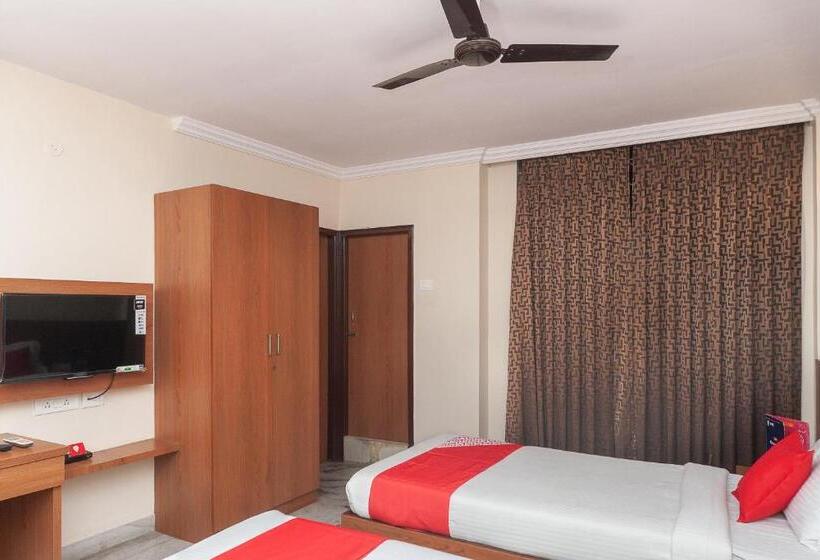 Flagship Hotel Raj Meridian