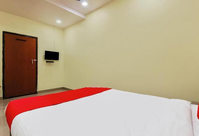 ホテル Oyo Home 37838 Bahavni Residency