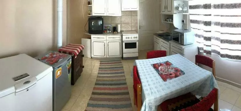 ペンション Kökörcsin Vendégház