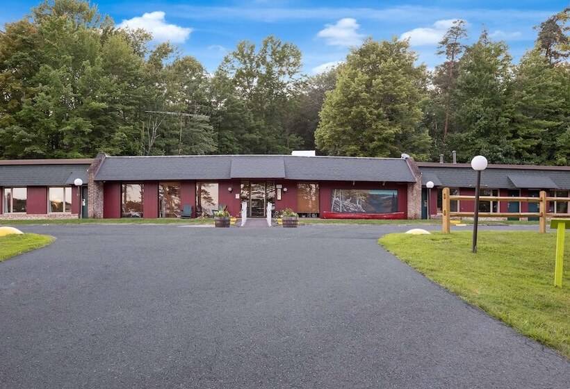 호스텔 Travelodge By Wyndham Emlenton