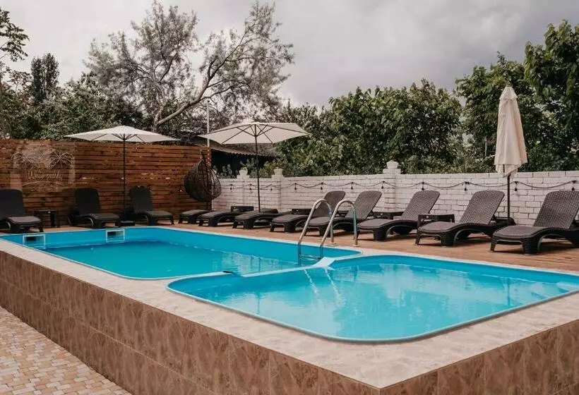 Herberge Villa White Pearl