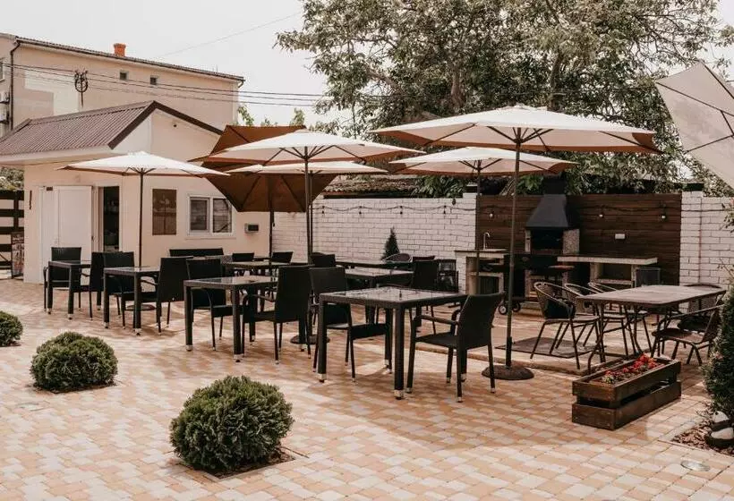 Herberge Villa White Pearl