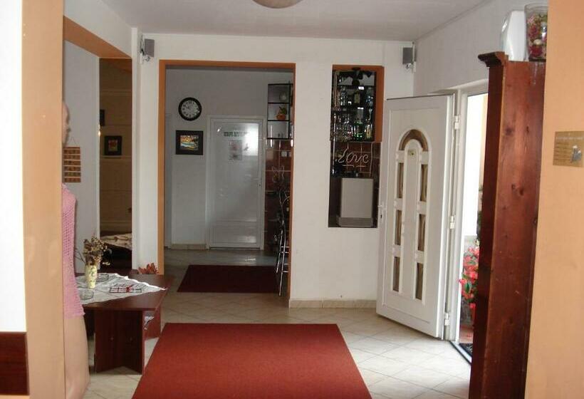 پانسیون Vila Intim