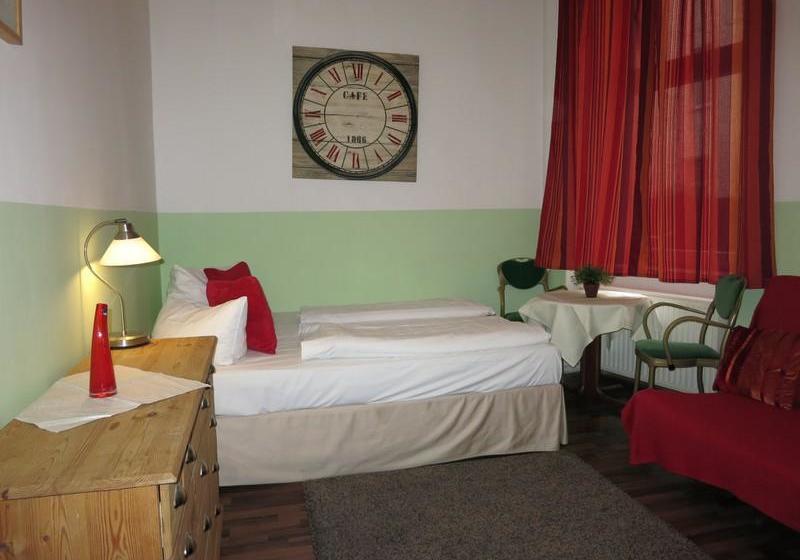 هتل Berlin Overnight