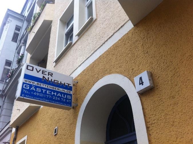 هتل Berlin Overnight