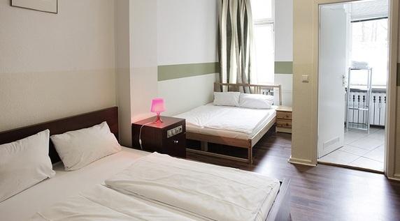 هتل Berlin Overnight