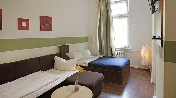 هتل Berlin Overnight