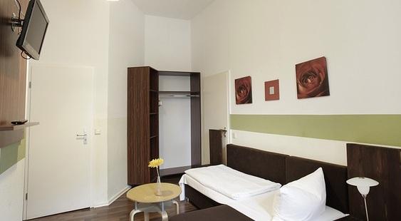 هتل Berlin Overnight