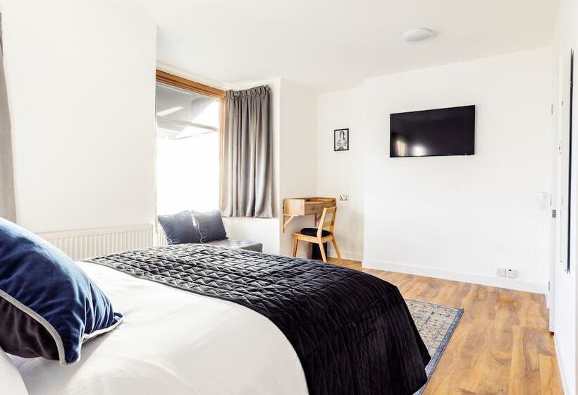 فندق Cambridge House