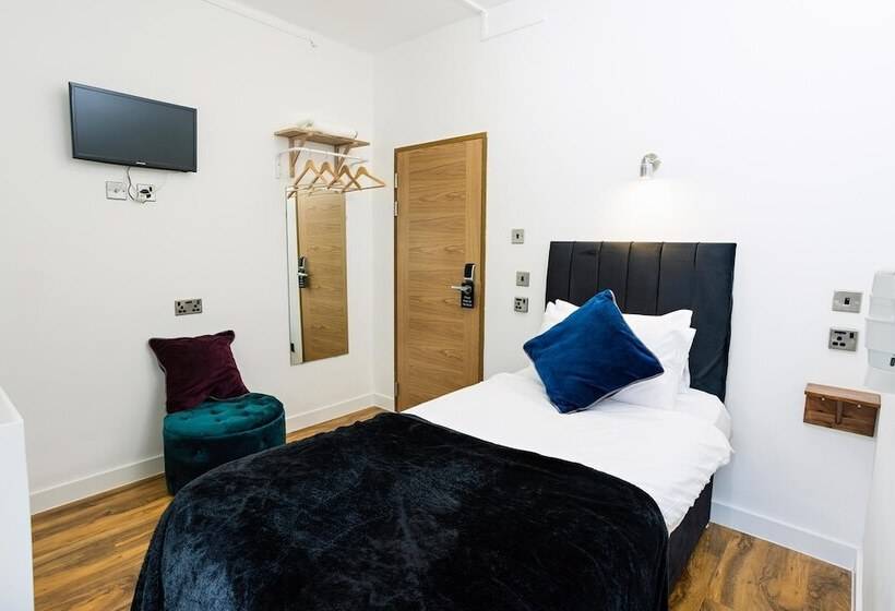 فندق Cambridge House