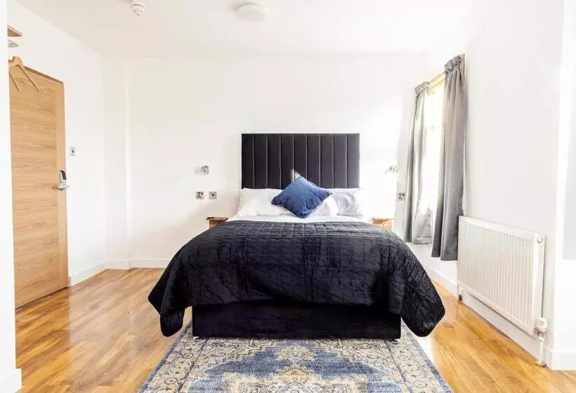 هتل Cambridge House