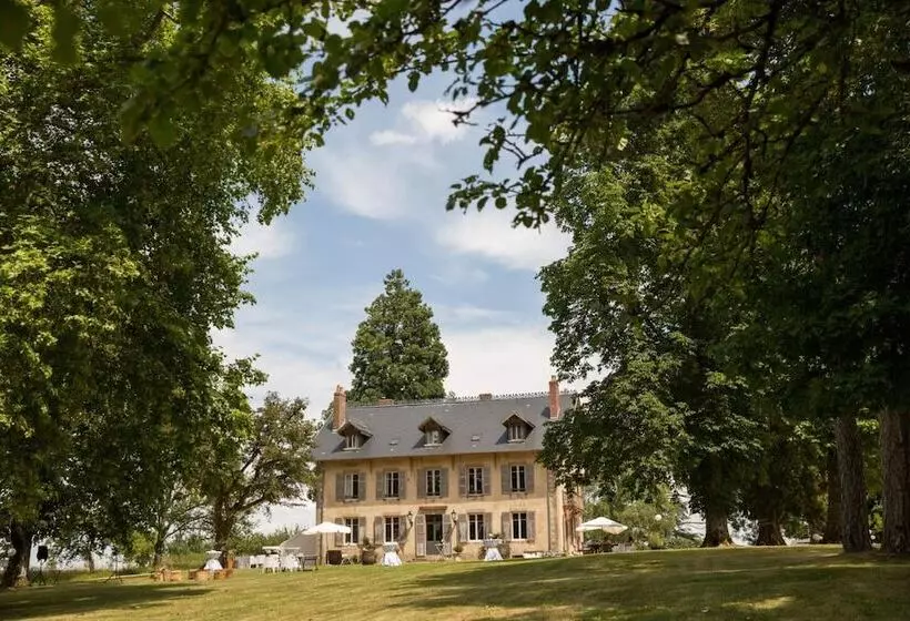 ホテル Domaine De Savigny