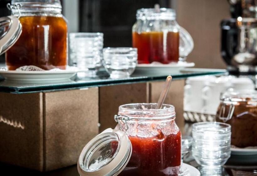 Отель Elpida Resort & Spa