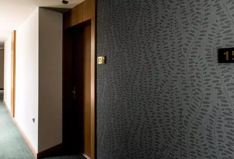 ホテル Elpida Resort & Spa