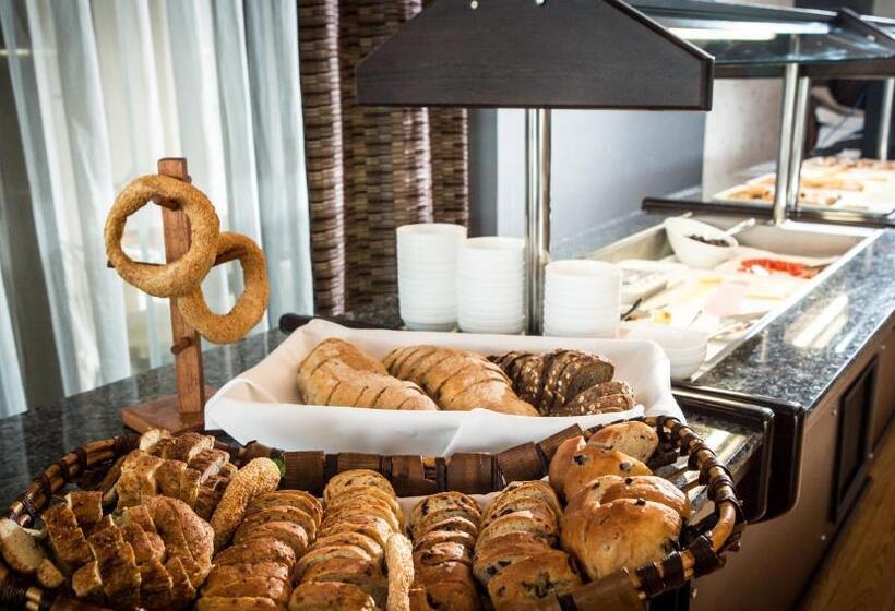 Отель Elpida Resort & Spa