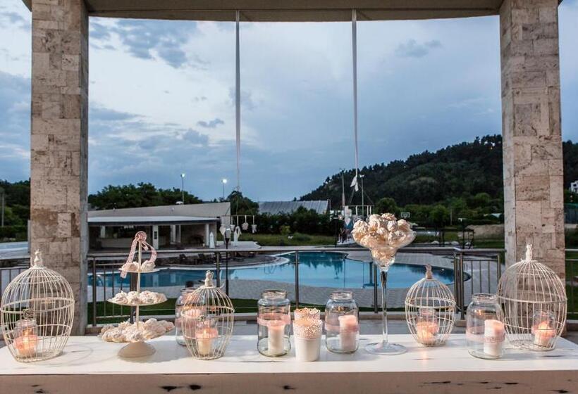 Отель Elpida Resort & Spa