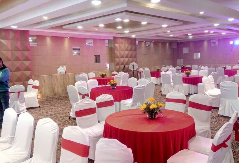 Hotel Hive Panipat