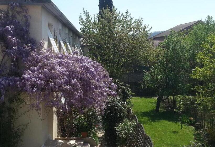 בית מלון כפרי Hôtel La Résidence