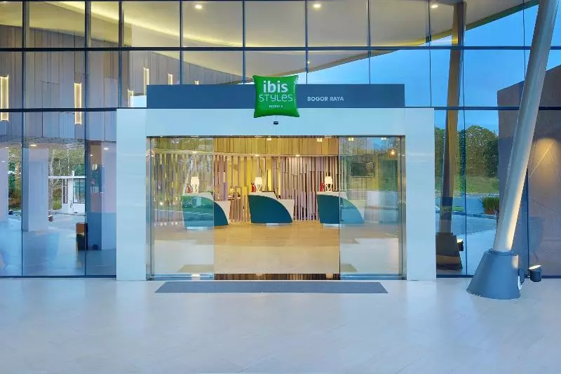 Szálloda Ibis Styles Bogor Raya