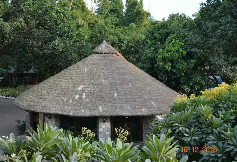 Hotel Iris Resort And Spa