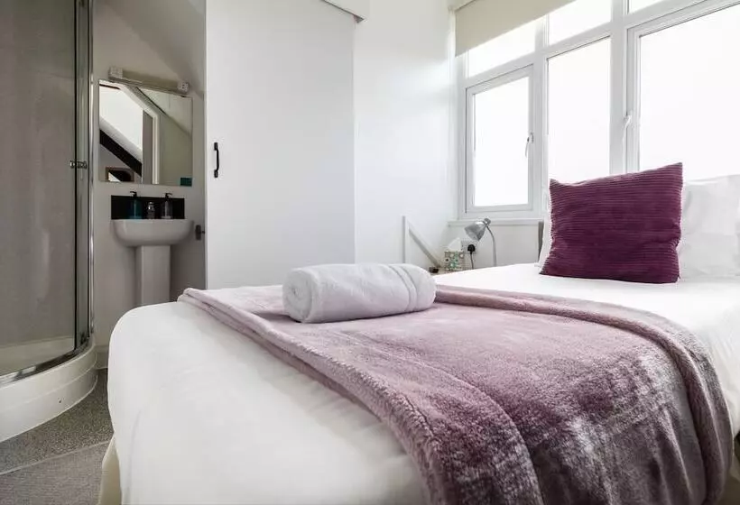 Hotel Oasis House
