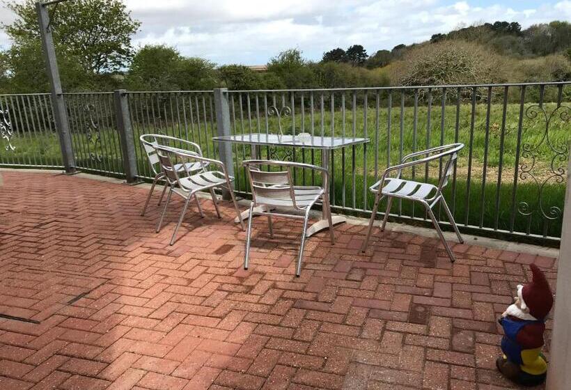 Hotell Orchard Manor